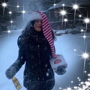 Meet your Posher, Catherine